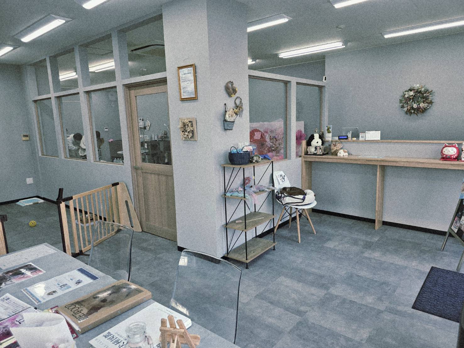 ブルーグレーの空間